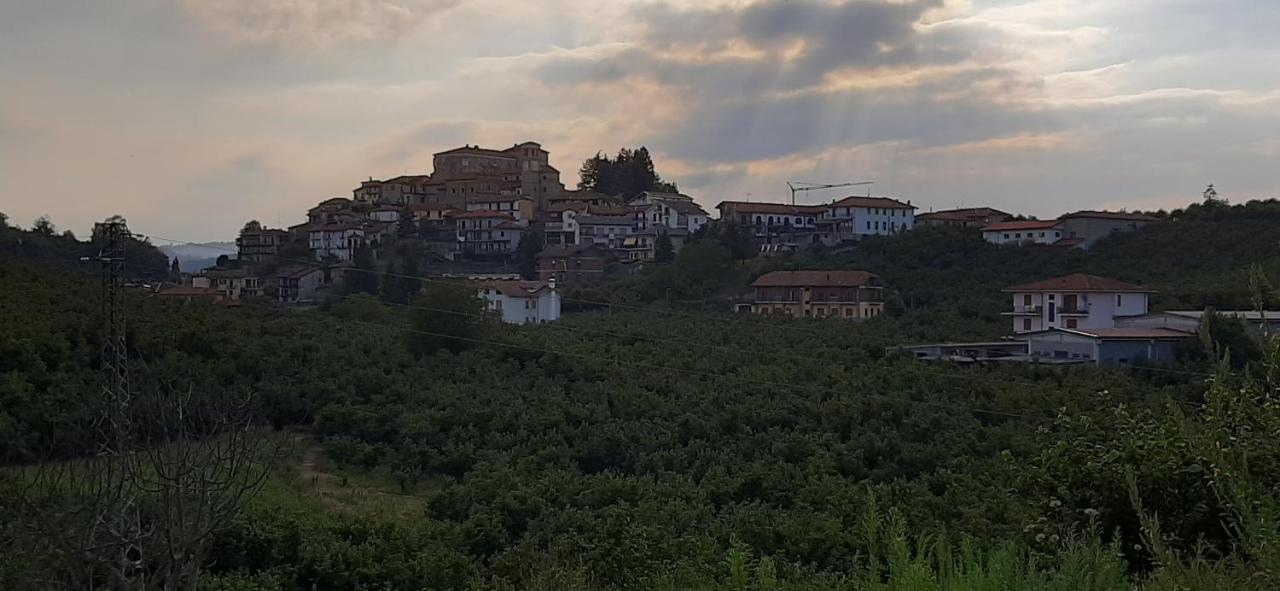 Ristorante Albergo Da Maurizio Cravanzana Eksteriør billede