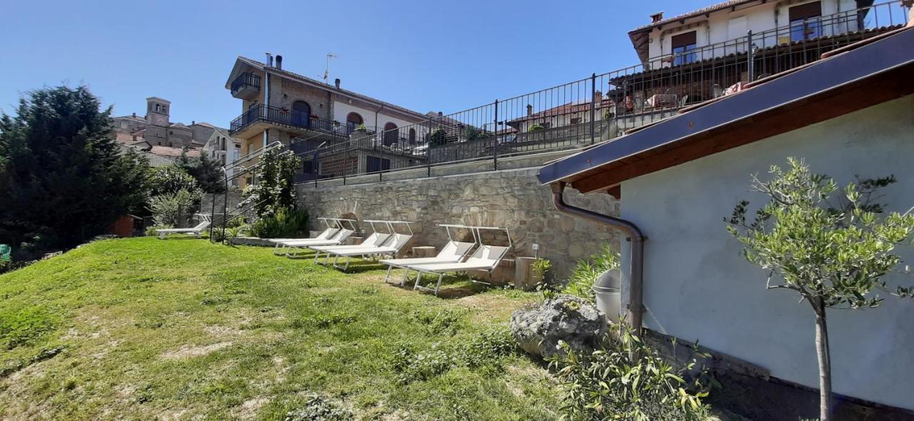 Ristorante Albergo Da Maurizio Cravanzana Eksteriør billede